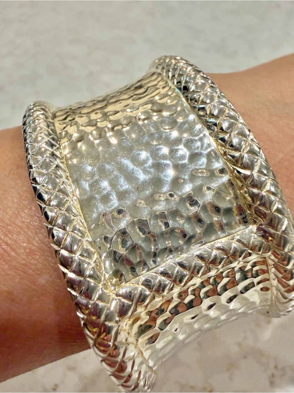 JAI Thailand 925 Sterling Hammered Cuff Bracelet 36.9 grams Authentic